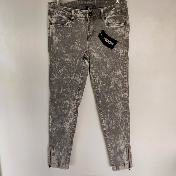 Nuon Ice Grey denim capri skinny jeans